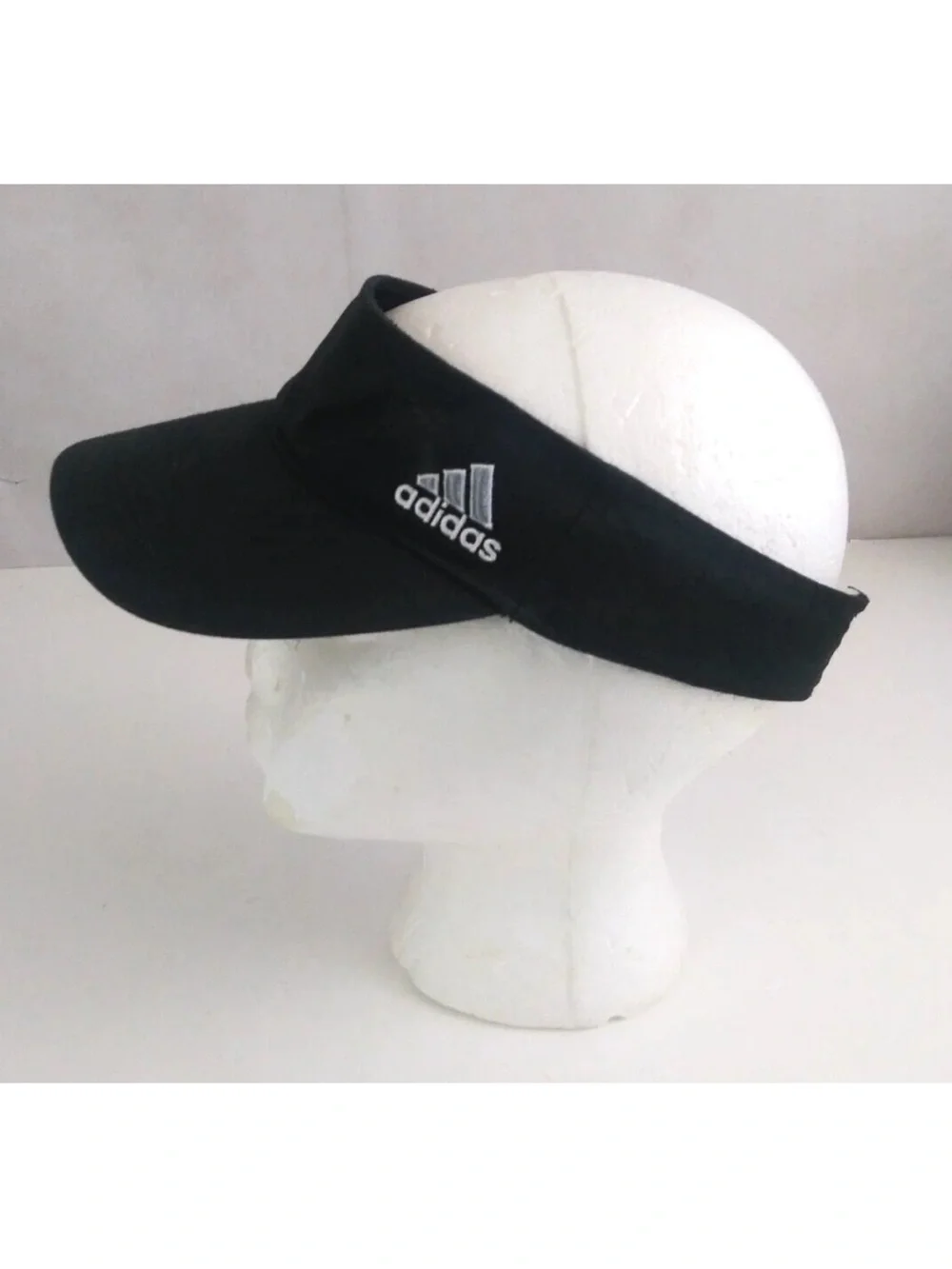 adidas Aeroready Black sun Visor with White Logo Accent hat visor adjustable
